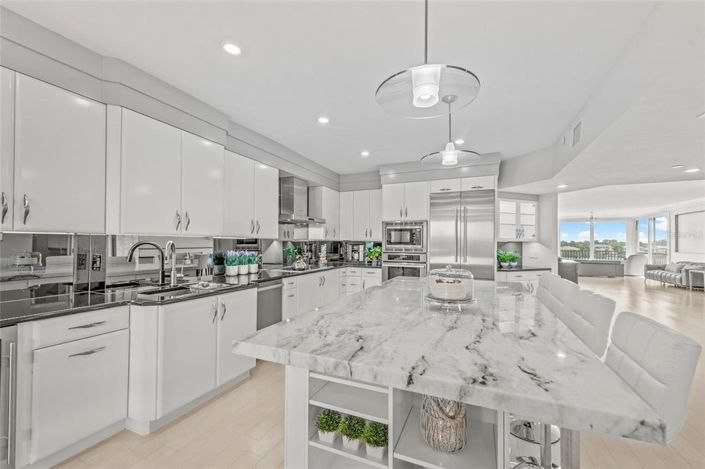 Image No.3-Propriété de 2 chambres à vendre à Sarasota