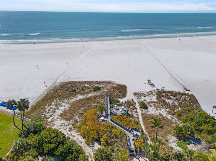 Image No.4-Propriété de 2 chambres à vendre à Sarasota