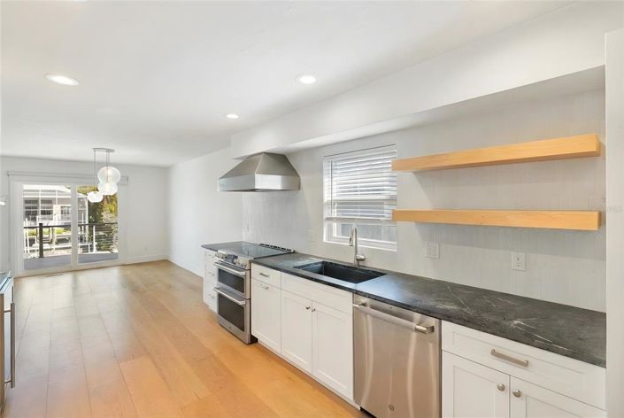 Image No.18-Propriété de 4 chambres à vendre à Sarasota