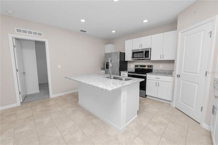 Image No.13-5 Bed Property for sale