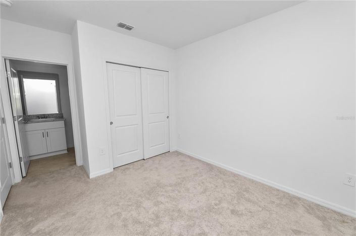 Image No.20-5 Bed Property for sale