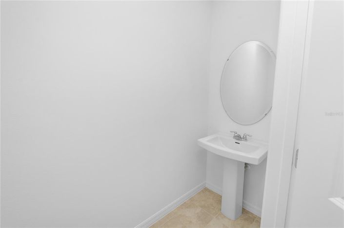 Image No.23-5 Bed Property for sale