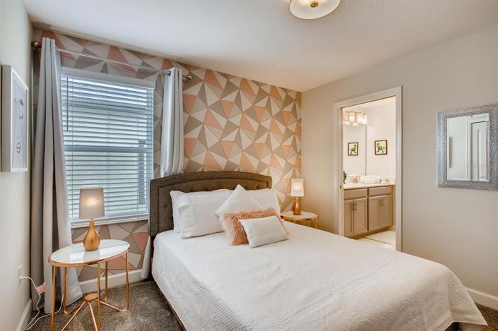 Image No.27-6 Bed Property for sale