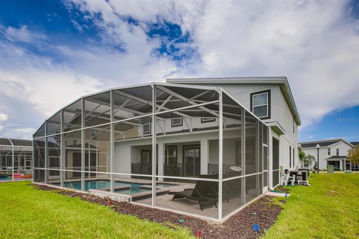 Image No.35-6 Bed Property for sale