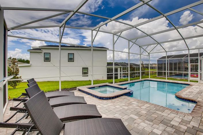 Image No.38-6 Bed Property for sale