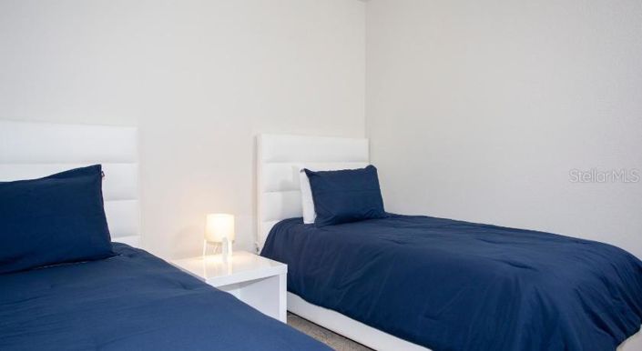 Image No.25-4 Bed Townhouse for sale