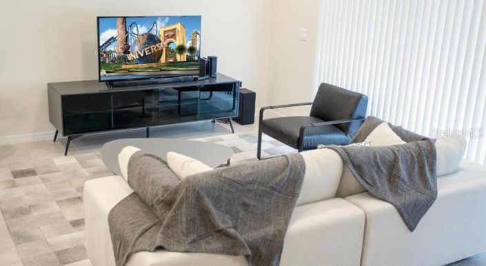 Image No.4-4 Bed Townhouse for sale