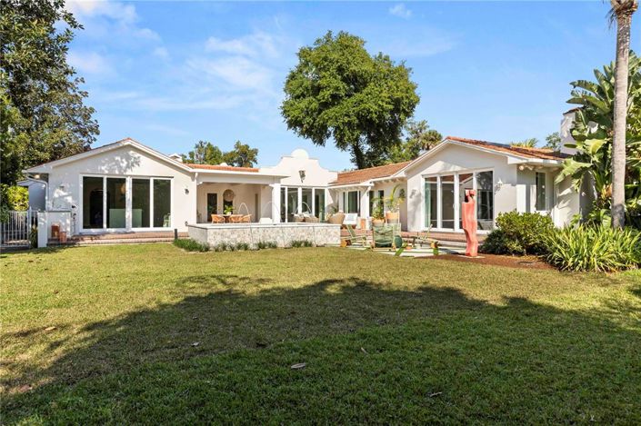 Image No.37-3 Bed Property for sale