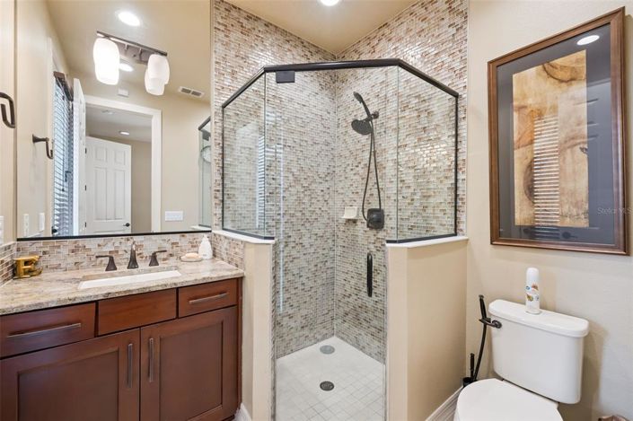 Image No.29-5 Bed Property for sale