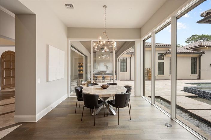 Image No.13-5 Bed Property for sale