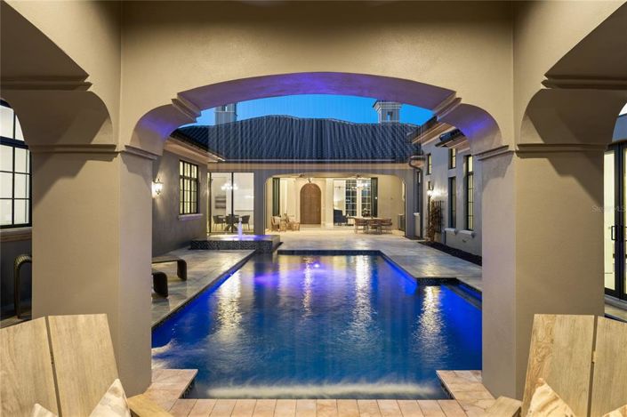 Image No.36-5 Bed Property for sale