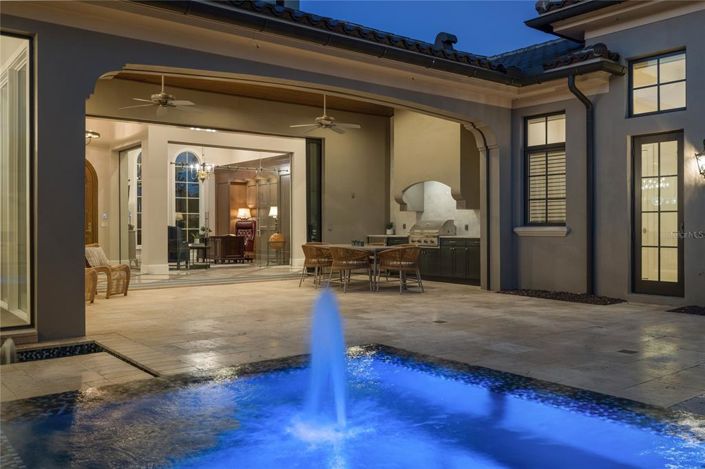 Image No.41-5 Bed Property for sale