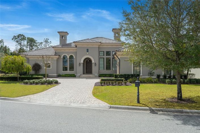 Image No.45-5 Bed Property for sale