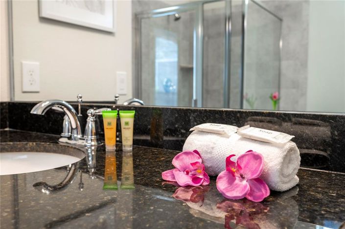 Image No.45-6 Bed Property for sale