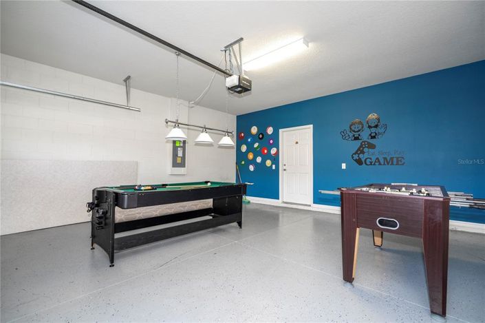 Image No.52-6 Bed Property for sale