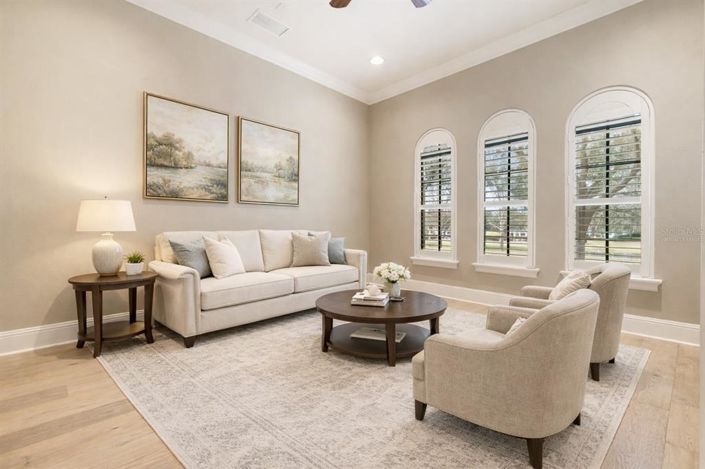 Image No.17-4 Bed Property for sale