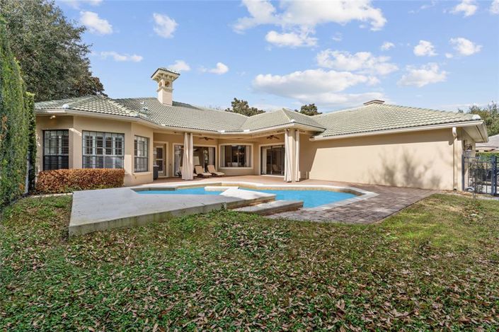 Image No.30-4 Bed Property for sale