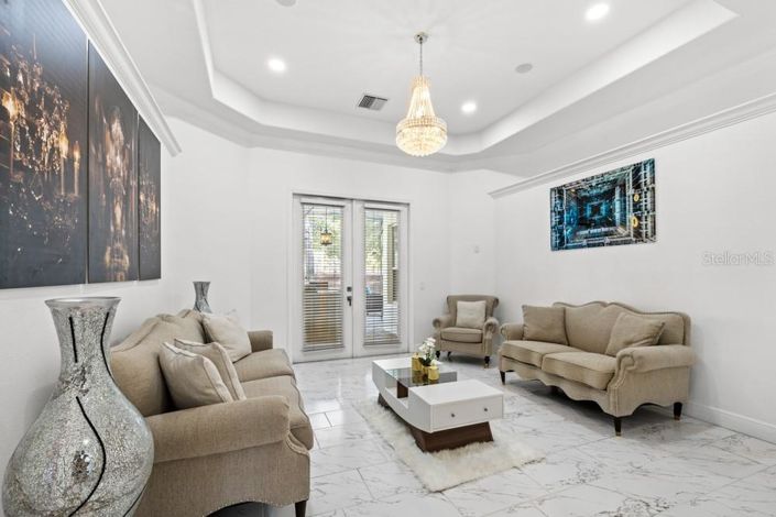 Image No.12-Propriété de 4 chambres à vendre à Orlando