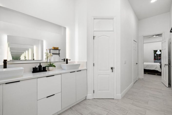 Image No.33-Propriété de 4 chambres à vendre à Orlando