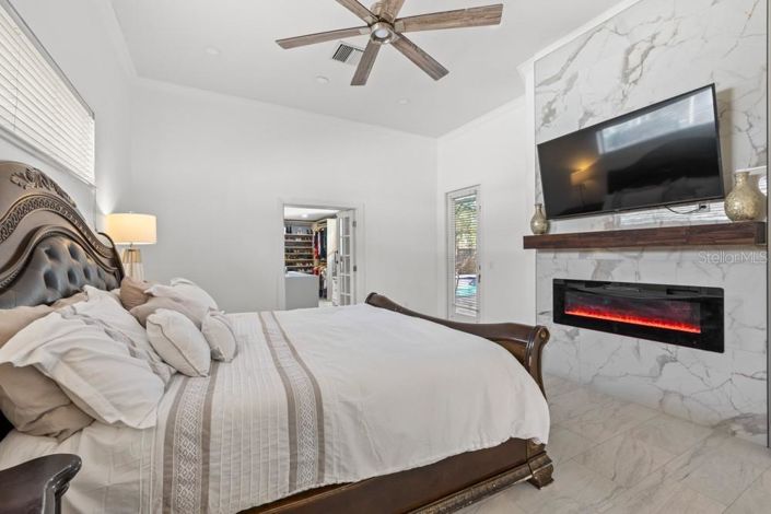 Image No.5-Propriété de 4 chambres à vendre à Orlando