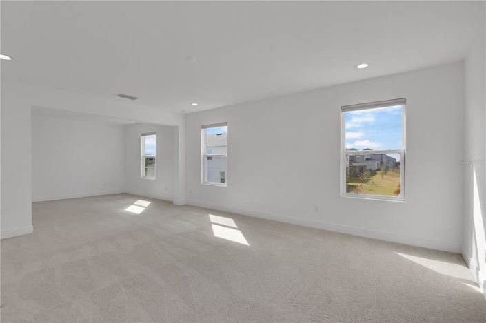 Image No.17-4 Bed Property for sale