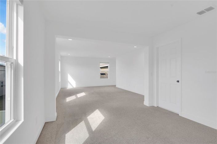 Image No.19-4 Bed Property for sale