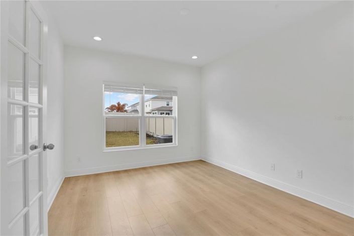 Image No.25-4 Bed Property for sale