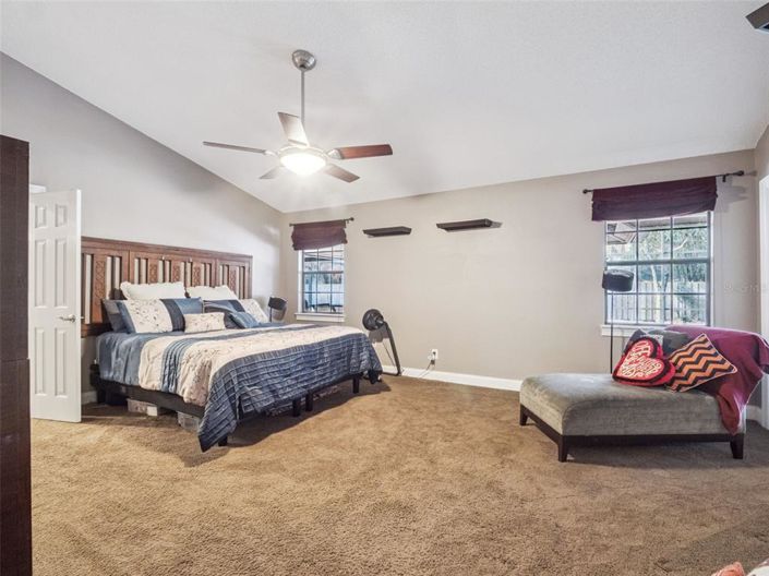 Image No.18-4 Bed Property for sale