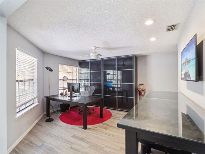 Image No.8-4 Bed Property for sale