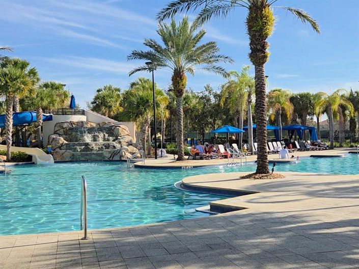 Image No.45-5 Bed Property for sale