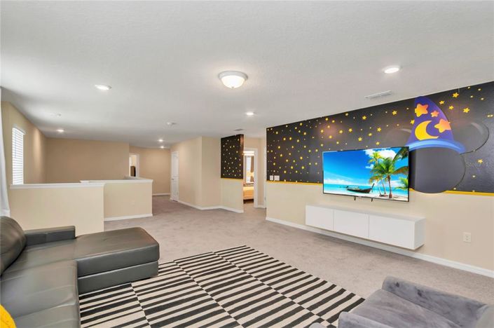 Image No.30-7 Bed Property for sale