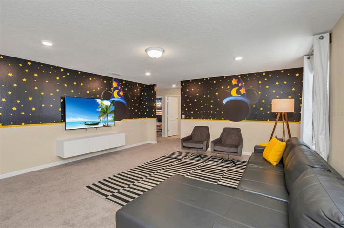 Image No.36-7 Bed Property for sale