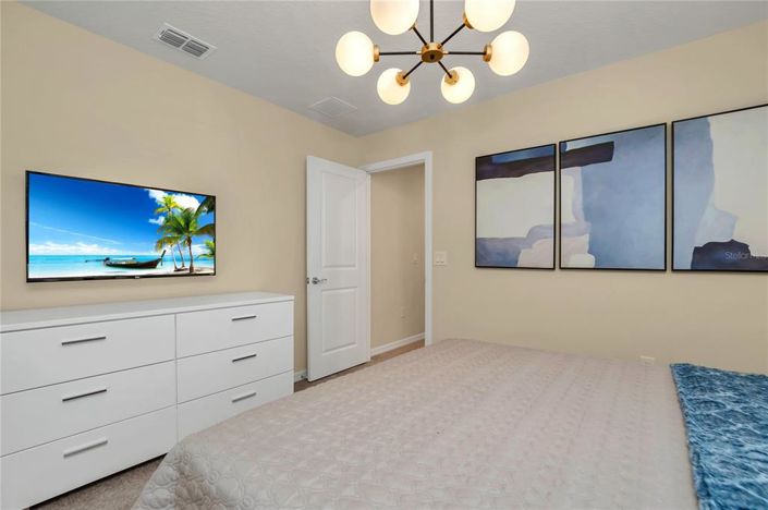 Image No.51-7 Bed Property for sale