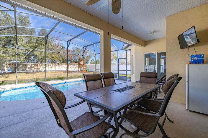 Image No.25-5 Bed Property for sale