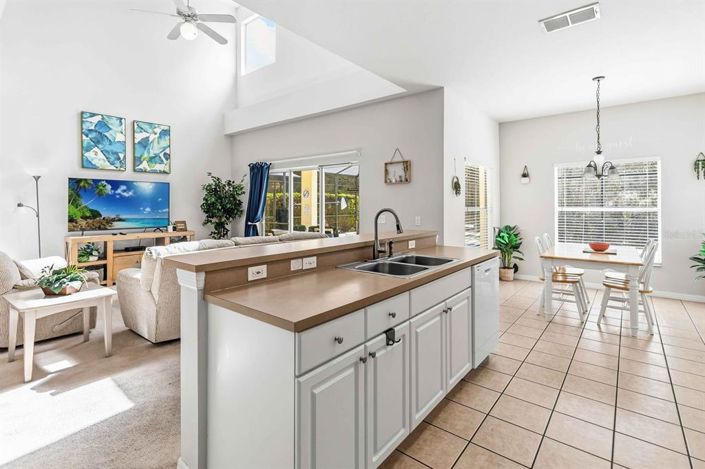 Image No.21-4 Bed Property for sale