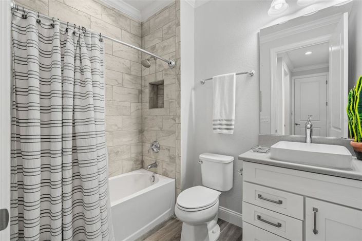 Image No.29-4 Bed Property for sale