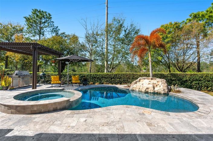 Image No.50-4 Bed Property for sale