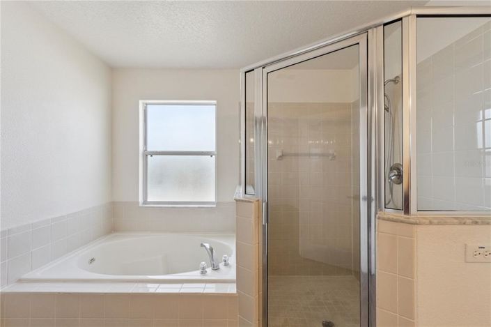 Image No.23-4 Bed Property for sale