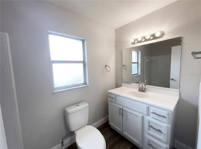 Image No.20-2 Bed Property for sale