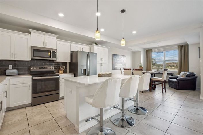 Image No.12-2 Bed Property for sale