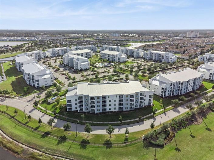 Image No.33-2 Bed Property for sale