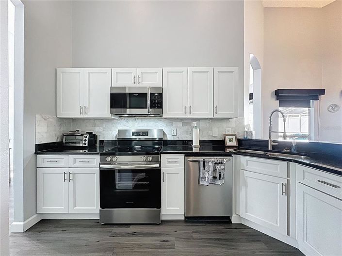 Image No.21-4 Bed Property for sale