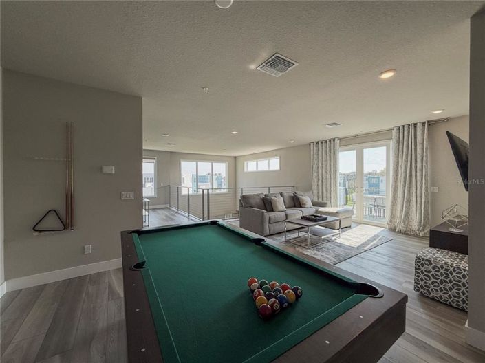 Image No.18-5 Bed Property for sale