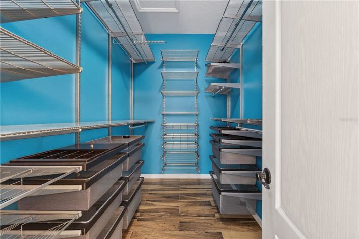 Image No.32-4 Bed Property for sale