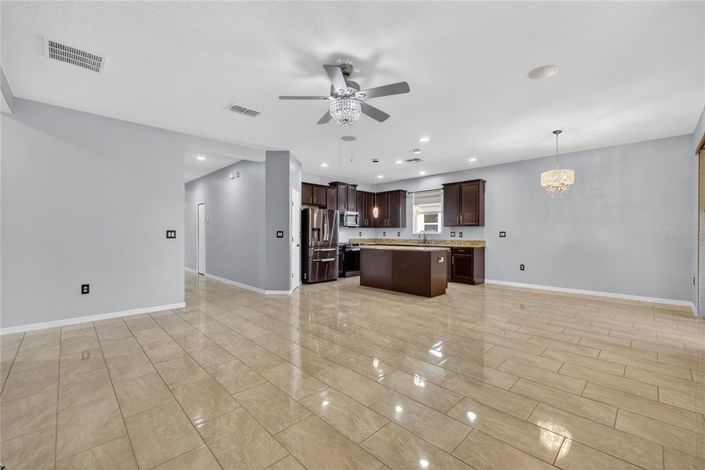 Image No.36-4 Bed Property for sale