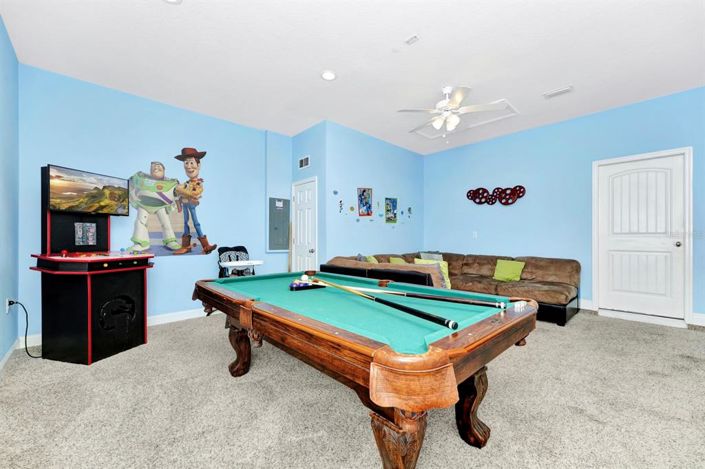 Image No.18-5 Bed Property for sale