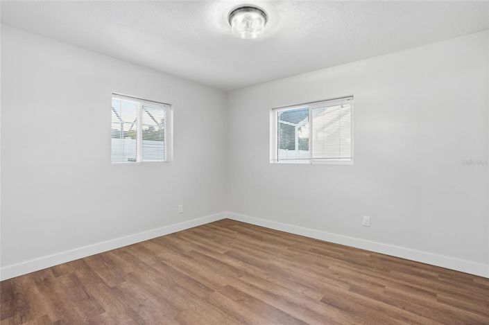 Image No.16-3 Bed Property for sale