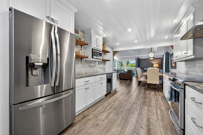 Image No.19-4 Bed Property for sale