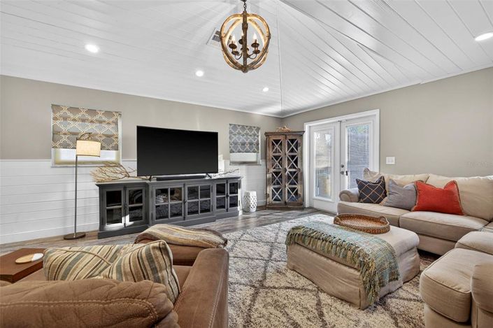 Image No.22-4 Bed Property for sale