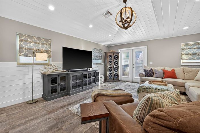 Image No.23-4 Bed Property for sale